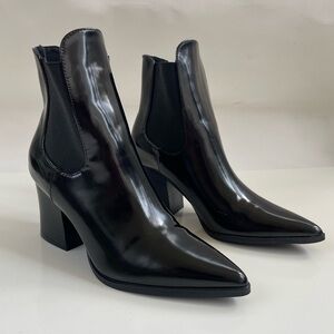 Forever 21 Shiny Black Pointy Toe Faux Leather Ankle Booties Size 6, NWOT